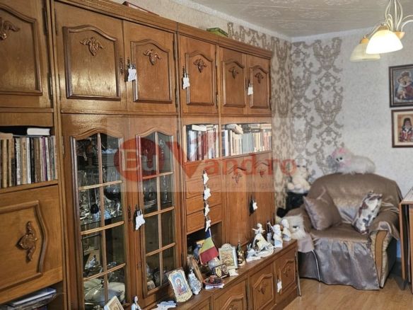 Apartament 2 camere de vanzare, IC Frimu, 57 mp, 2 balcoane, etaj 3/4 - Imagine principala