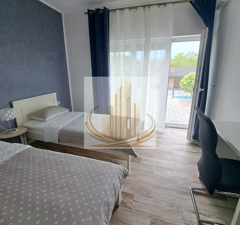 Proprietate Unică cu Afacere Profitabilă Inclusă | 1600mp teren - foto 3