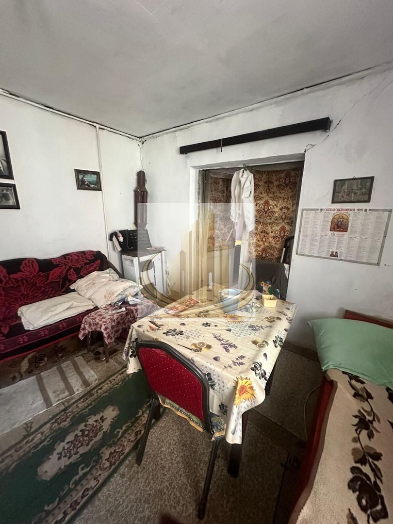 Casă individuală Plopi, 60 mp utili, teren 477 mp, necesită renovare - foto 4 Casă individuală Plopi, 60 mp utili, teren 477 mp, necesită renovare - foto 4