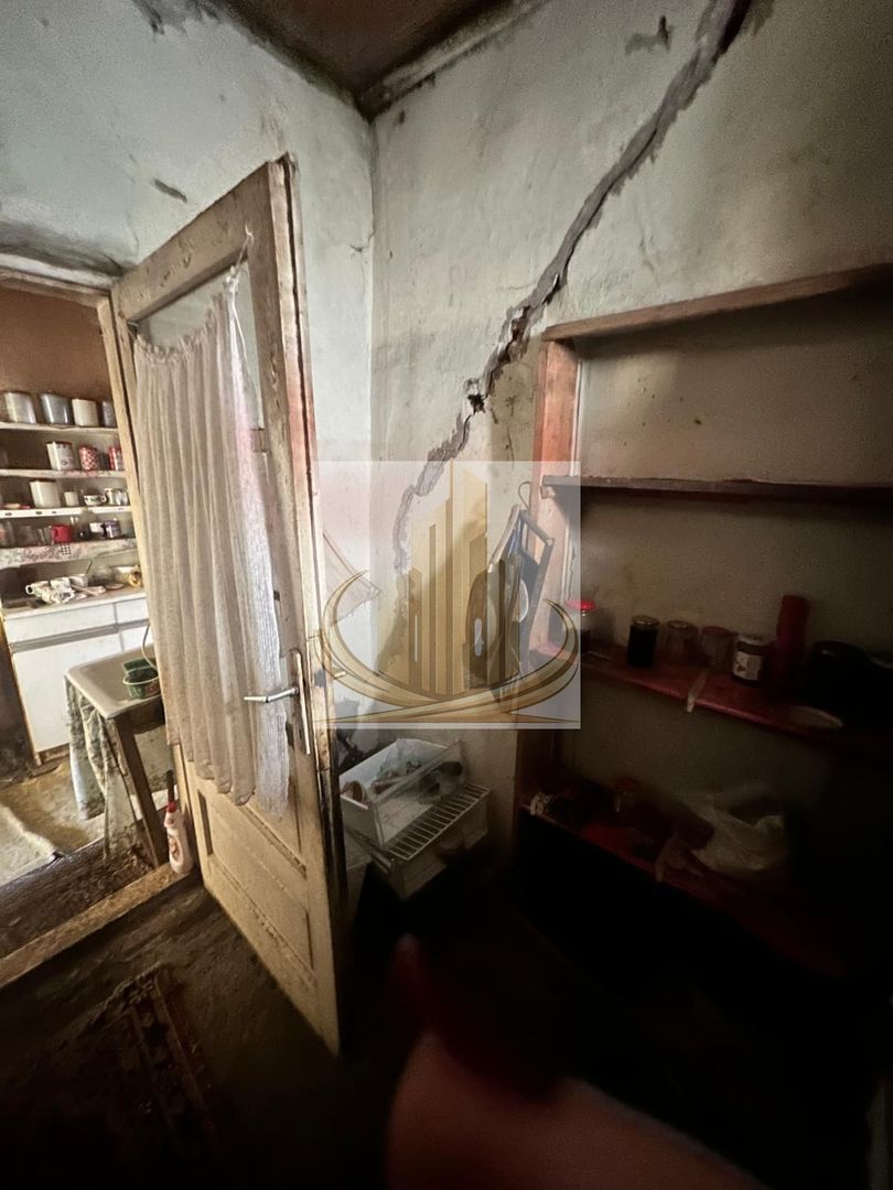 Casă individuală Plopi, 60 mp utili, teren 477 mp, necesită renovare - foto 6 Casă individuală Plopi, 60 mp utili, teren 477 mp, necesită renovare - foto 6