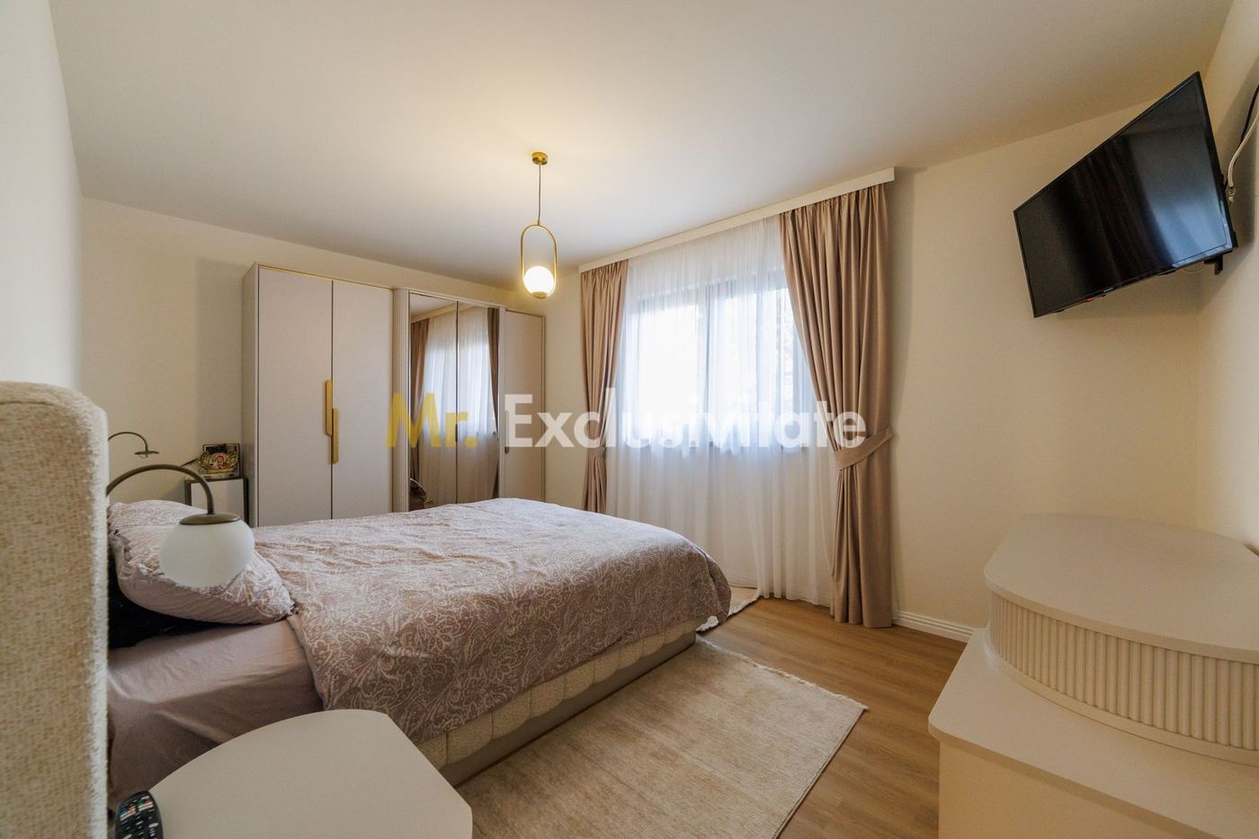 VILĂ 4 dormitoare, RENOVATĂ COMPLET 2026, Prundu, teren 937 mp - foto 5