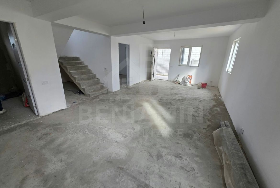 De vanzare Casa / Vila moderna cu 5 camere in zona Metro 346mp - foto 2