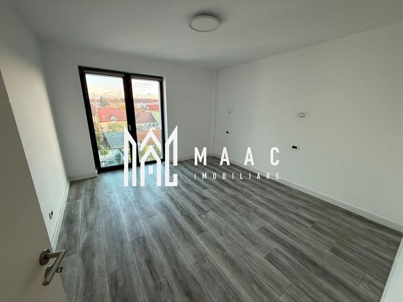 Apartament 3 camere de închiriat | Sibiu, Calea Dumbrăvii | 115 mp - foto 3