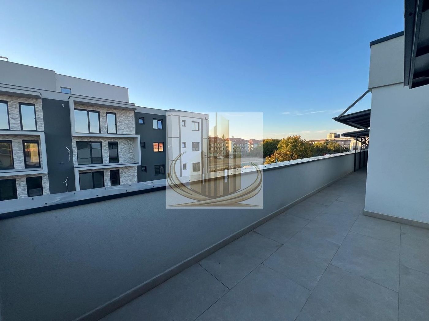 Penthouse | 2 camere + terasa 38 mp | 2 parcari subterane | Braytim - foto 6 Penthouse | 2 camere + terasa 38 mp | 2 parcari subterane | Braytim - foto 6