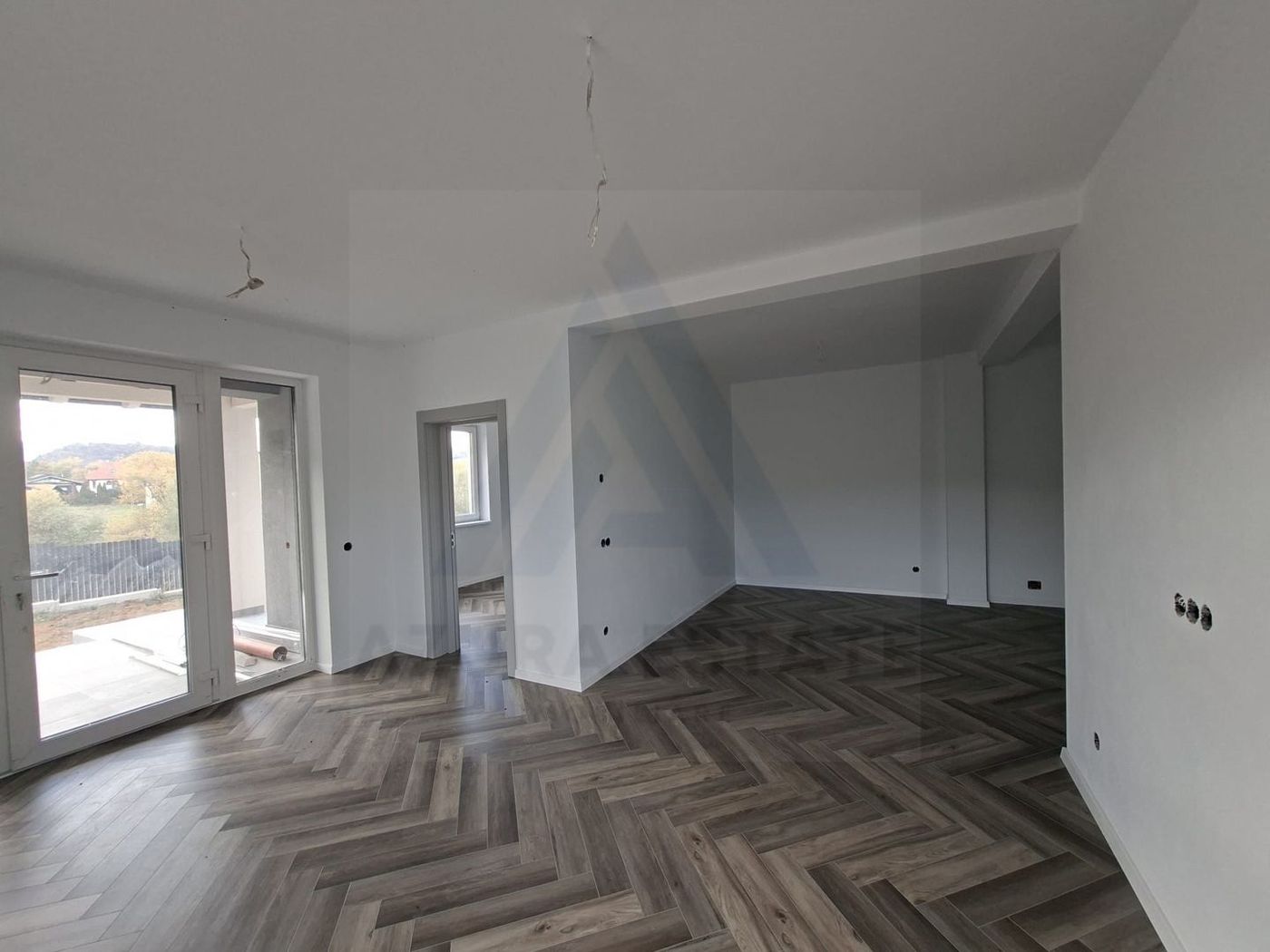 Casa individuala premium 120 mp utili 2 bai teren 380 mp in Cisnadie - foto 5