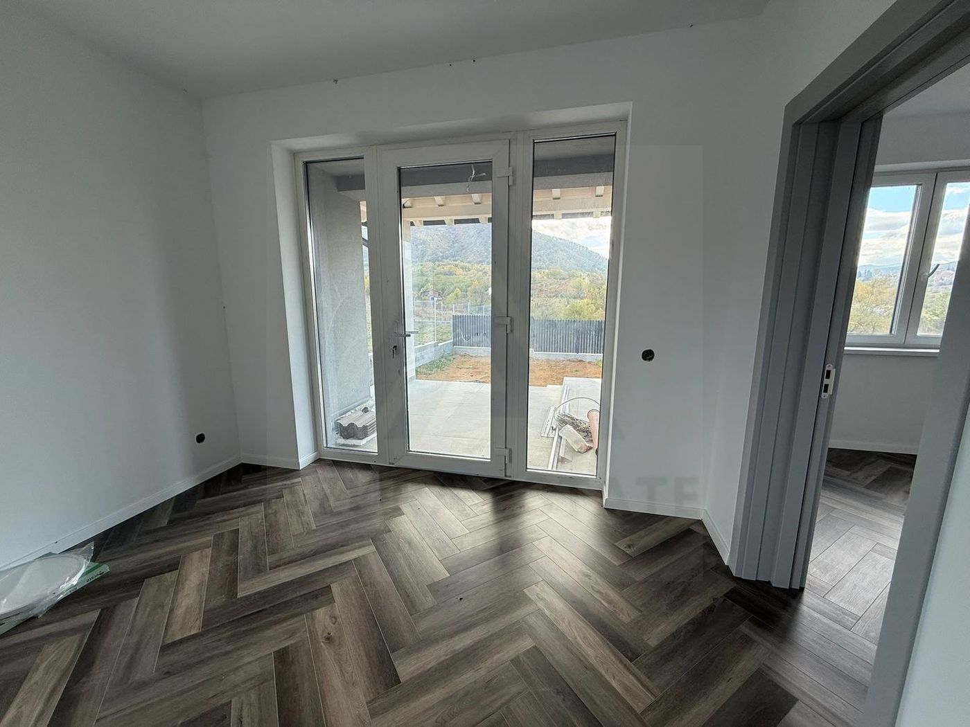 Casa individuala premium 120 mp utili 2 bai teren 380 mp in Cisnadie - foto 6