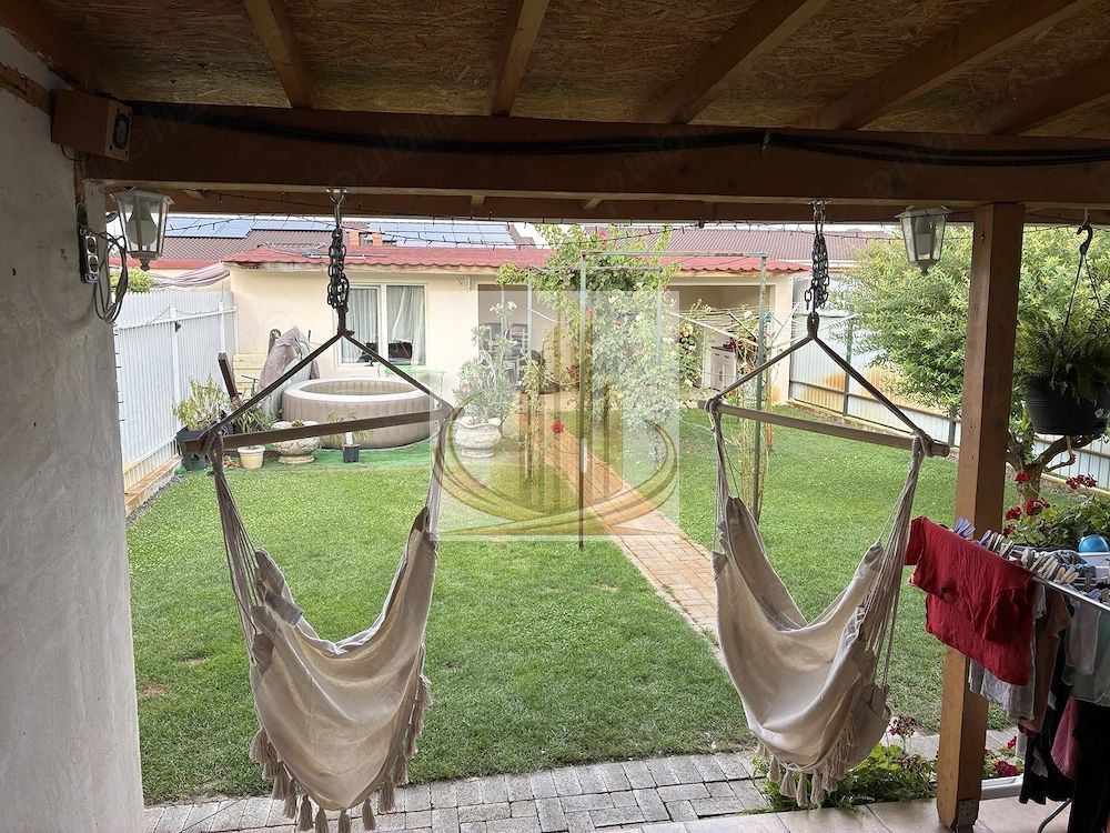 Duplex Moșnița Veche, 70 mp utili panouri fotovoltaice și teren 315 mp - foto 8