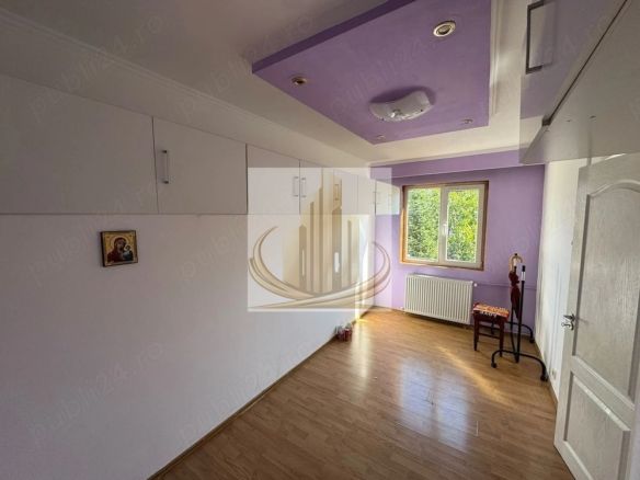 Apartament 3 camere, 40 mp utili, etaj 4/4, acoperiș, zona Șagului - Imagine principala