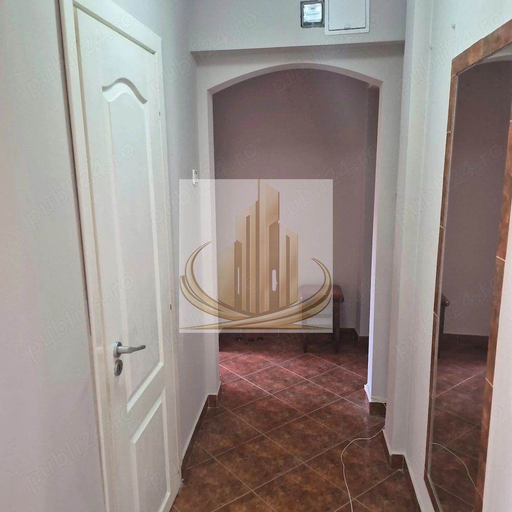 Apartament 3 camere, 40 mp utili, etaj 4/4, acoperiș, zona Șagului - foto 5