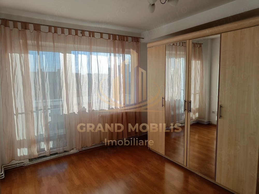 Apartament 83 mp, 3 camere, zona Dacia, 2 băi, balcon, mobilat complet - foto 8