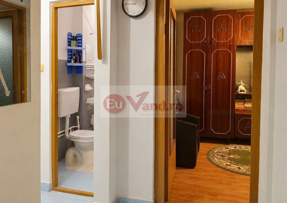 De vanzare apartament cu 2 camere, decomandat – Micro 19, parter, 46.500 E - foto 6