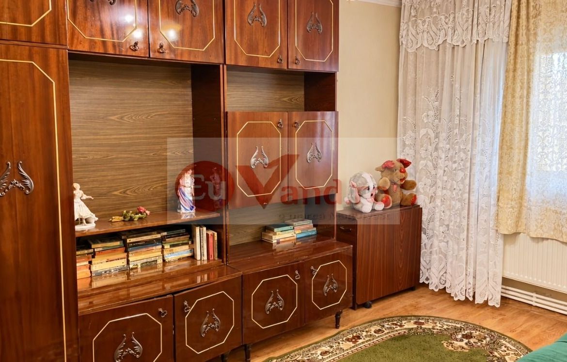 De vanzare apartament cu 2 camere, decomandat – Micro 19, parter, 46.500 E - foto 7