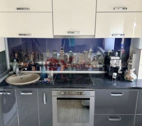 De inchiriat apartament cu 2 camere, Micro 13, et. 5, 300 euro - Imagine principala