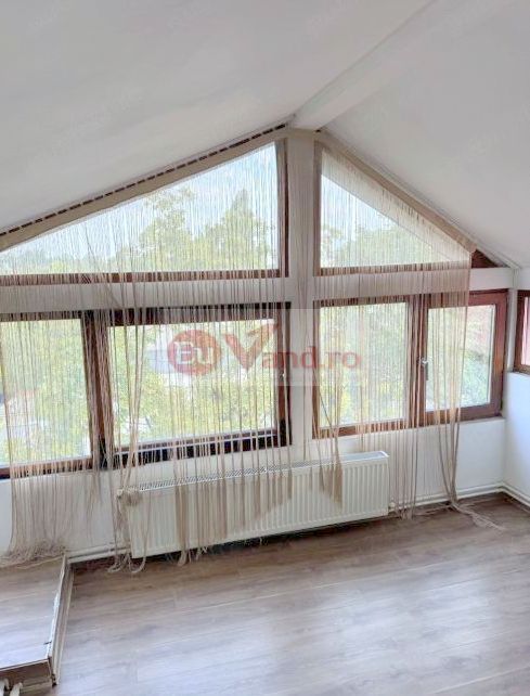 De inchiriat apartament cu 2 camere, Micro 13, et. 5, 300 euro - foto 3