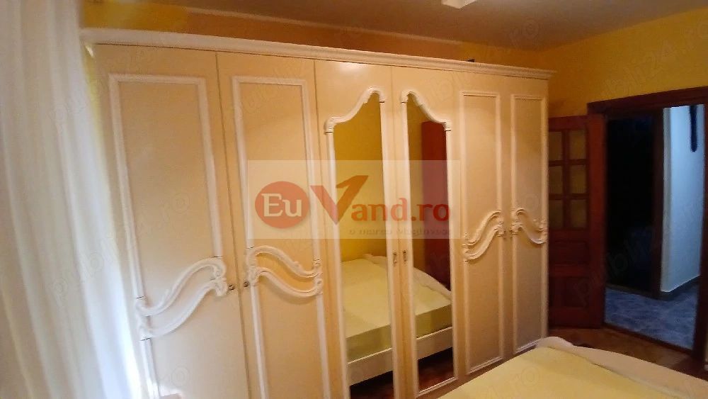 De inchiriat apartament 3 camere, I. C. frimu, et. 3, 450 euro - Imagine principala