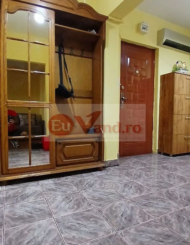 De inchiriat apartament 3 camere, I. C. frimu, et. 3, 450 euro - foto 2