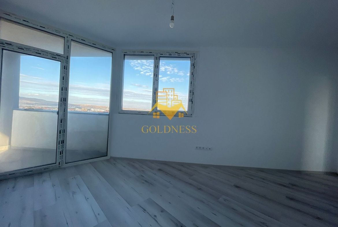 110 mp finisat Intre lacuri,  et intermediar | Bloc 2023| Comison 0% ! - foto 2