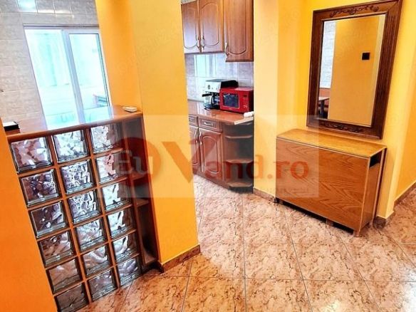 De inchiriat apartament  renovat cu 3 camereTiglina 3, 500 E - Imagine principala