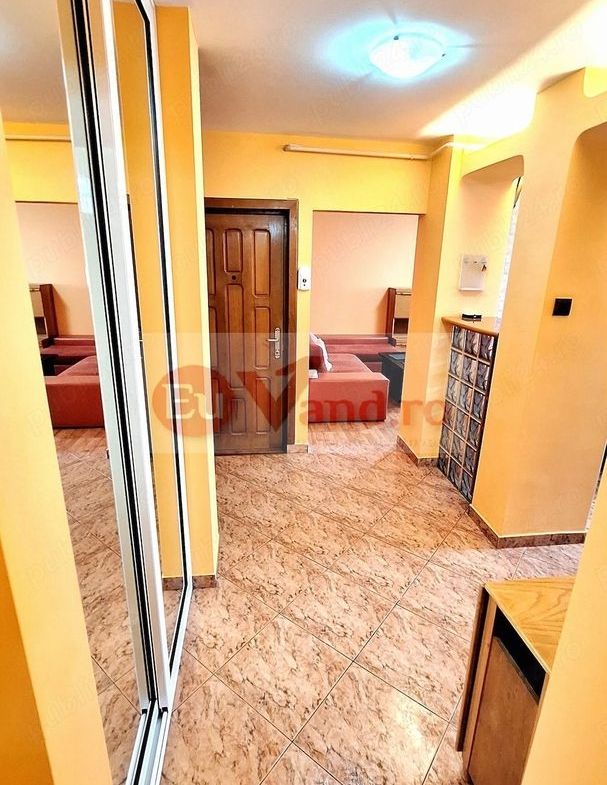 De inchiriat apartament  renovat cu 3 camereTiglina 3, 500 E - foto 6