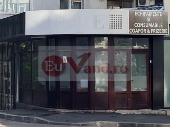 De vanzare spatiu comercial cu 4 camere, Port, 85.000 euro - Imagine principala