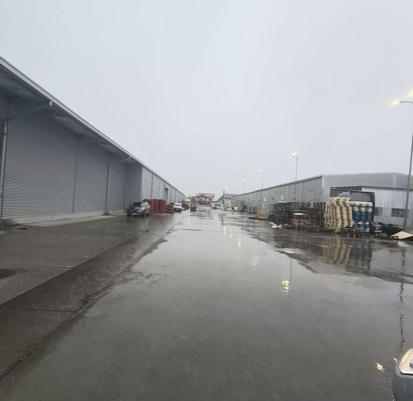Chirie- Spatiul Industrial/-Bragadiru / 3..5 euro Sos Alexandriei - foto 3