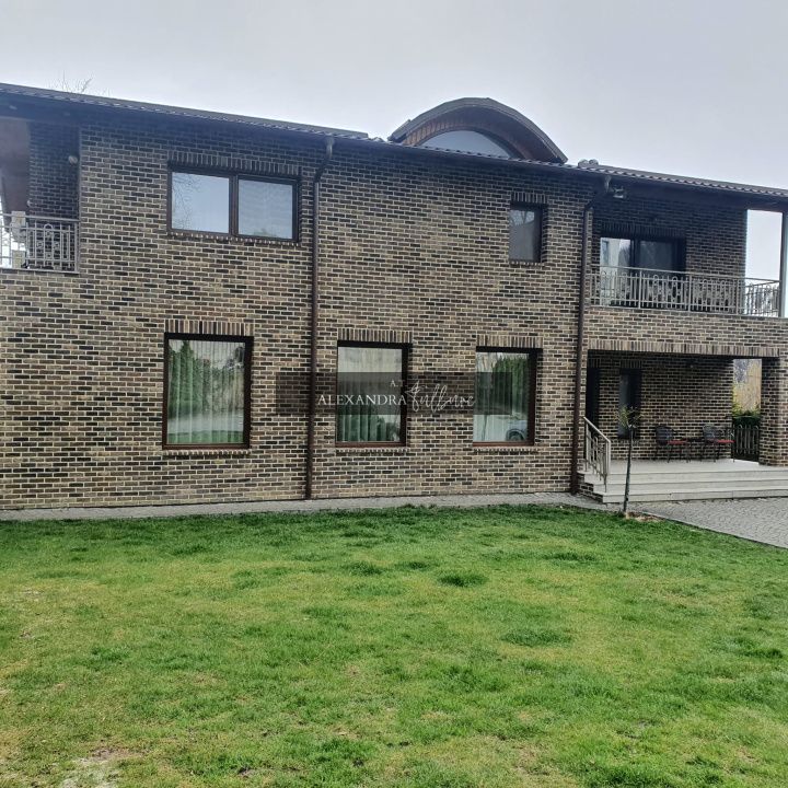 Casa individuala 7 camere l 310 mp utili l garaj l Faget - foto 2