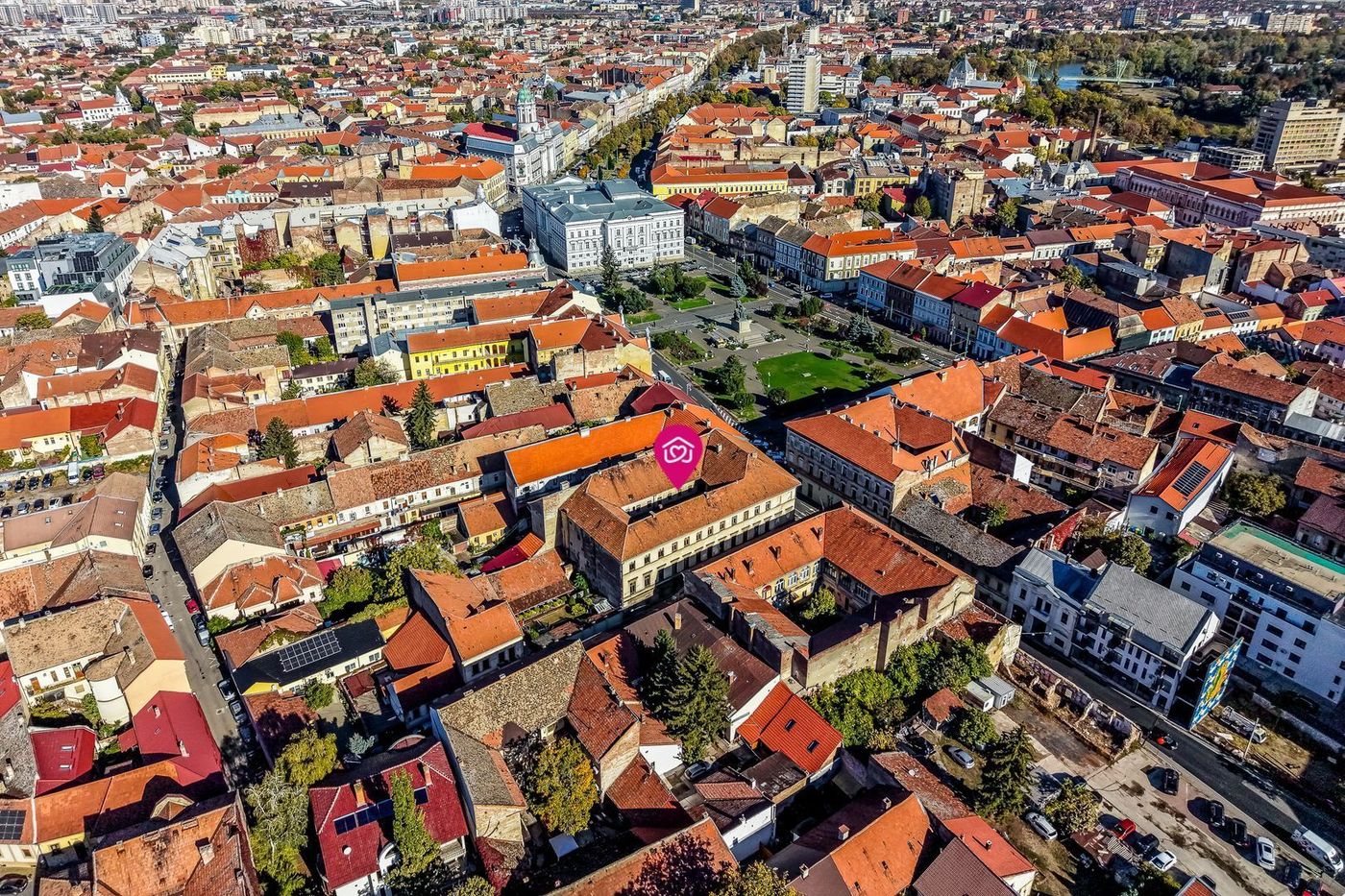Imobil istoric de mari dimensiuni, în Piața Avram Iancu - foto 8