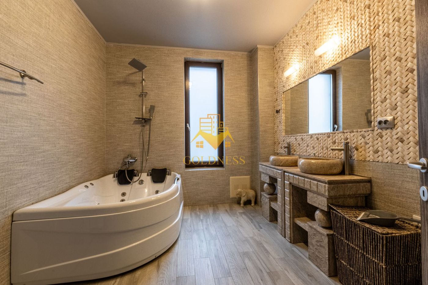 3 camere, 150mp,modern,parcare,gradina,terasa,Europa zona Calea Turzii - foto 7