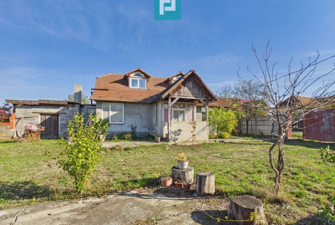 Casă în Șumugiu, teren 2.610 mp - foto 2