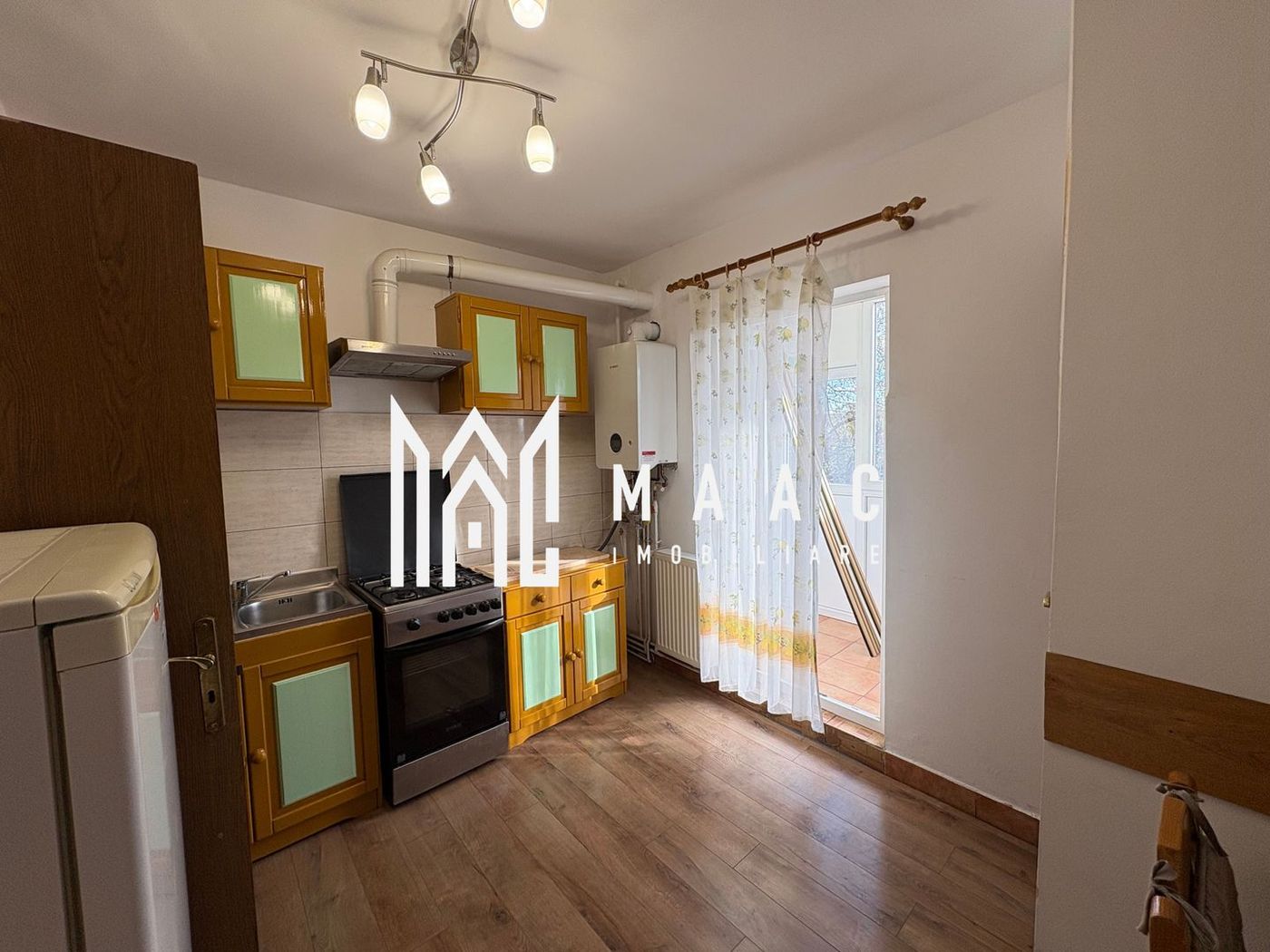 Apartament cu 2 camere de închiriat Î et 1 I Strada N Iorga - foto 2 Apartament cu 2 camere de închiriat Î et 1 I Strada N Iorga - foto 2