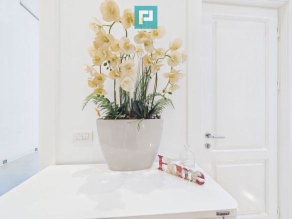 Apartament deosebit în clădire istorică central - Imagine principala