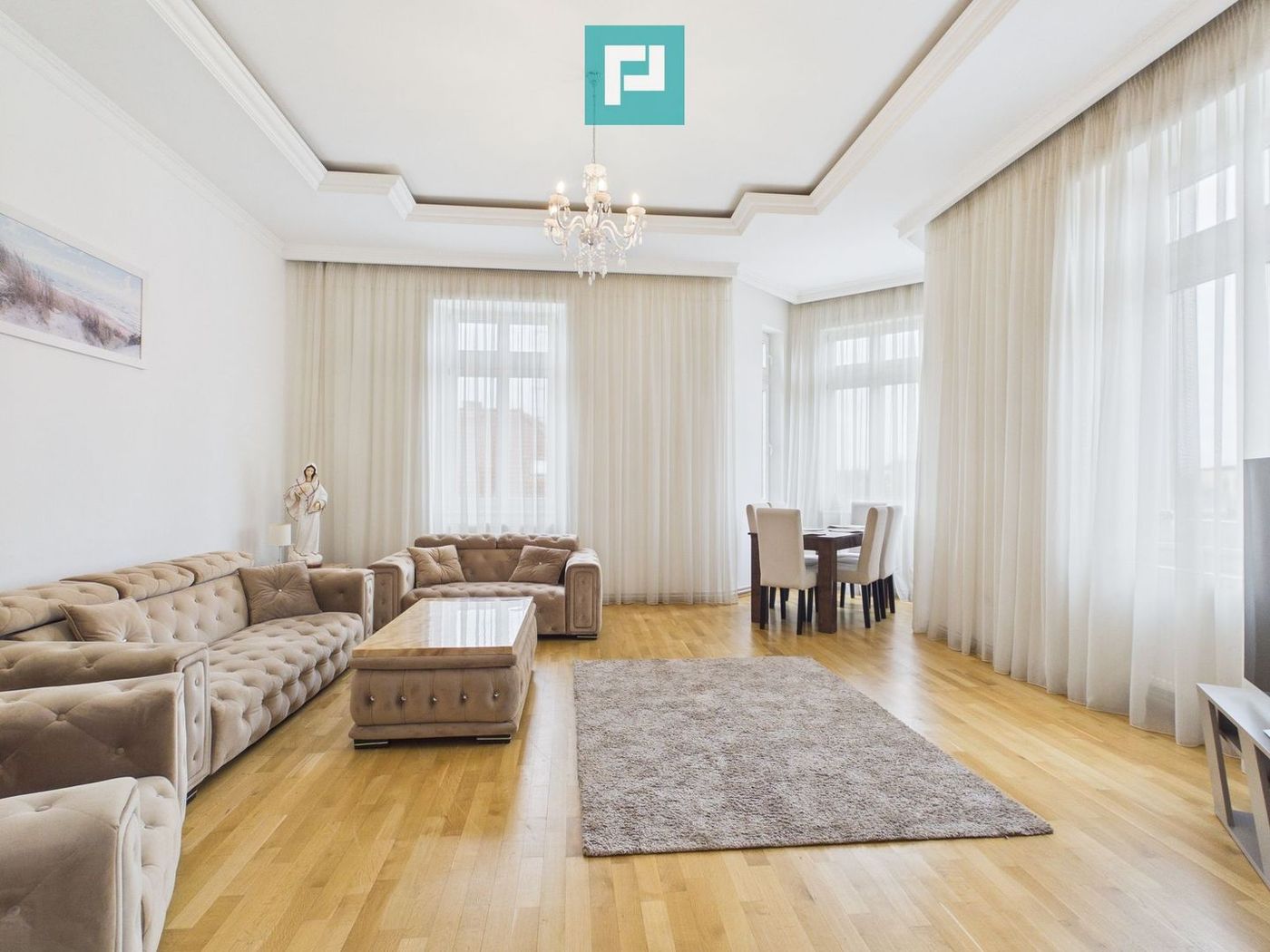 Apartament deosebit în clădire istorică central - foto 2