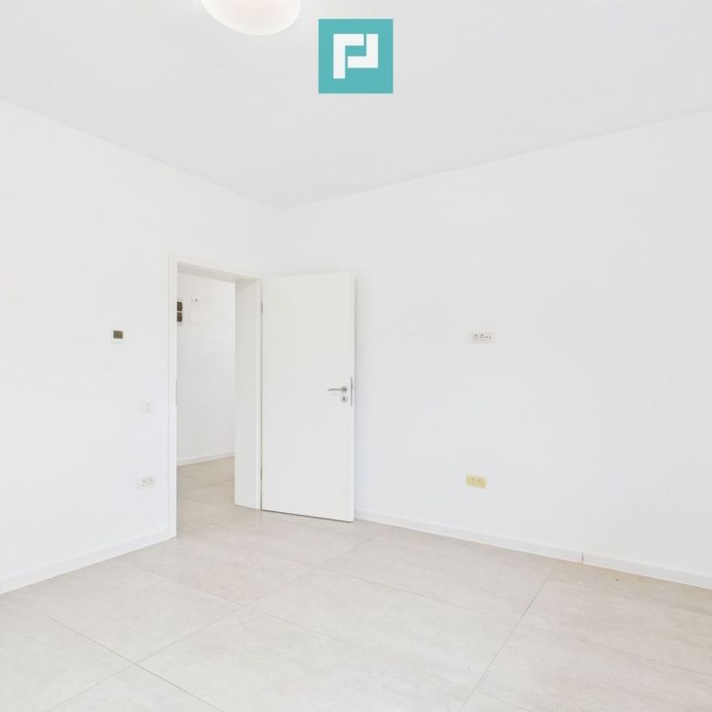 Apartament cu 2 camere, terasă generoasă – Moșnița - Imagine principala