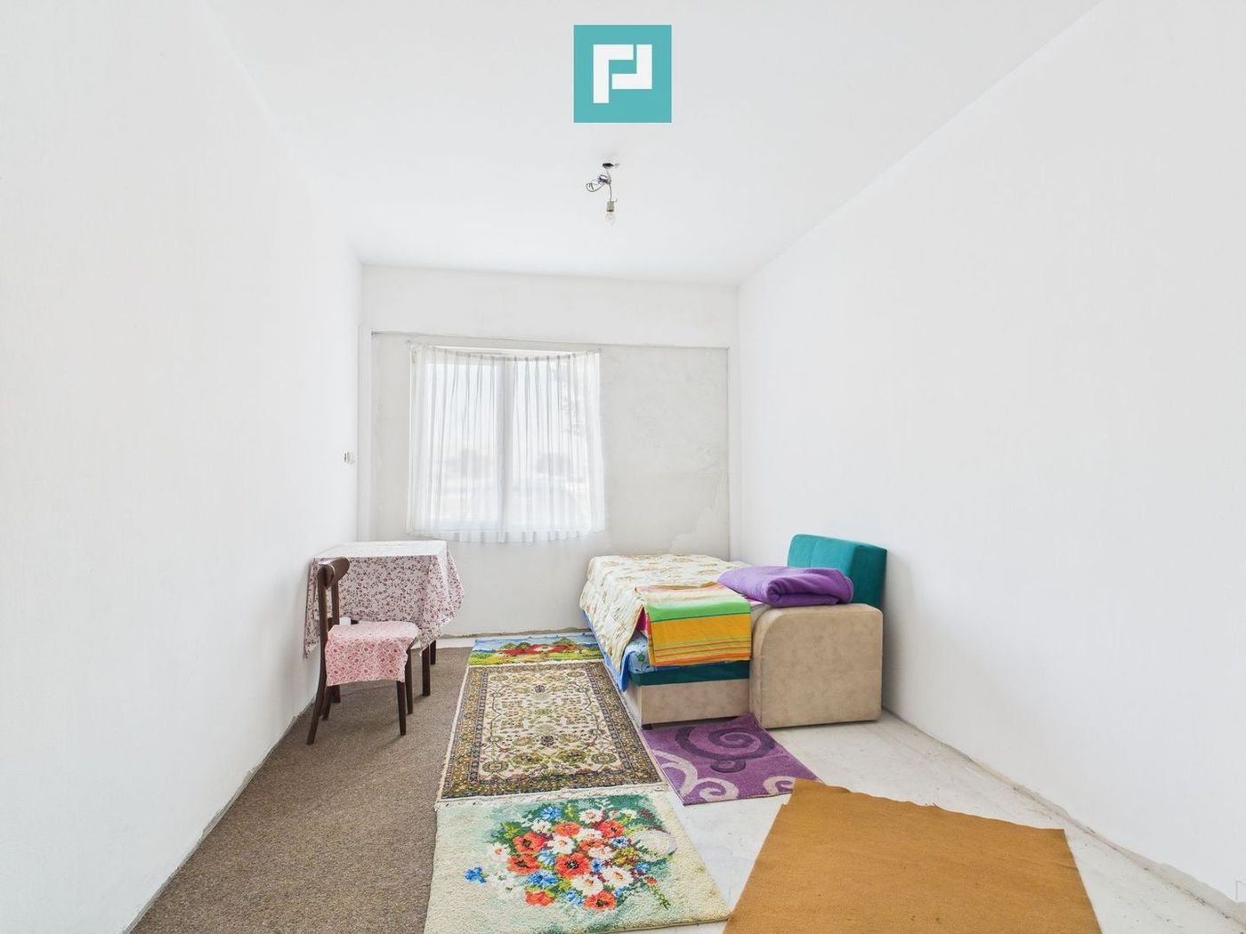 Casă P+E+M în zona Mehala pe arteră principală - foto 2