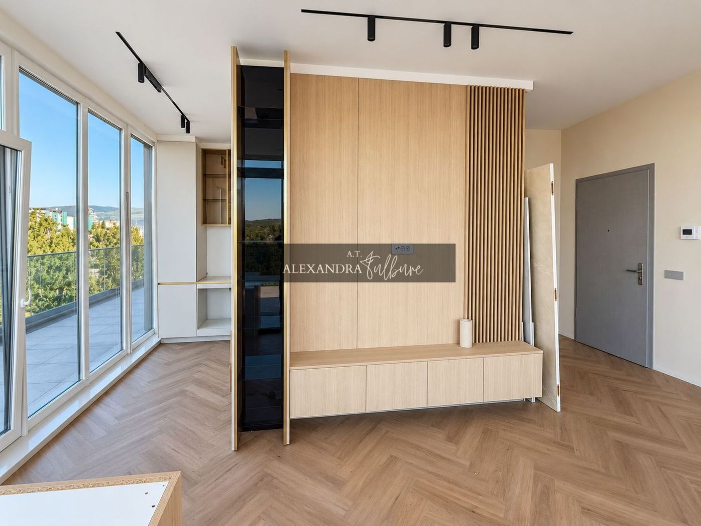Apartament 3 camere, 3 bai, 84 mp+ terasa 71 mp, garaj - foto 6