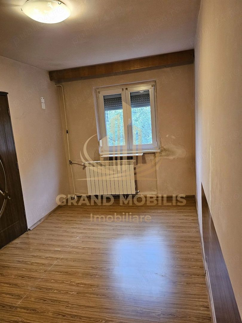 Apartament 2 camere, 33,5 mp + balcon, etaj 4/4, Șagului – Piața Doina - foto 3 Apartament 2 camere, 33,5 mp + balcon, etaj 4/4, Șagului – Piața Doina - foto 3