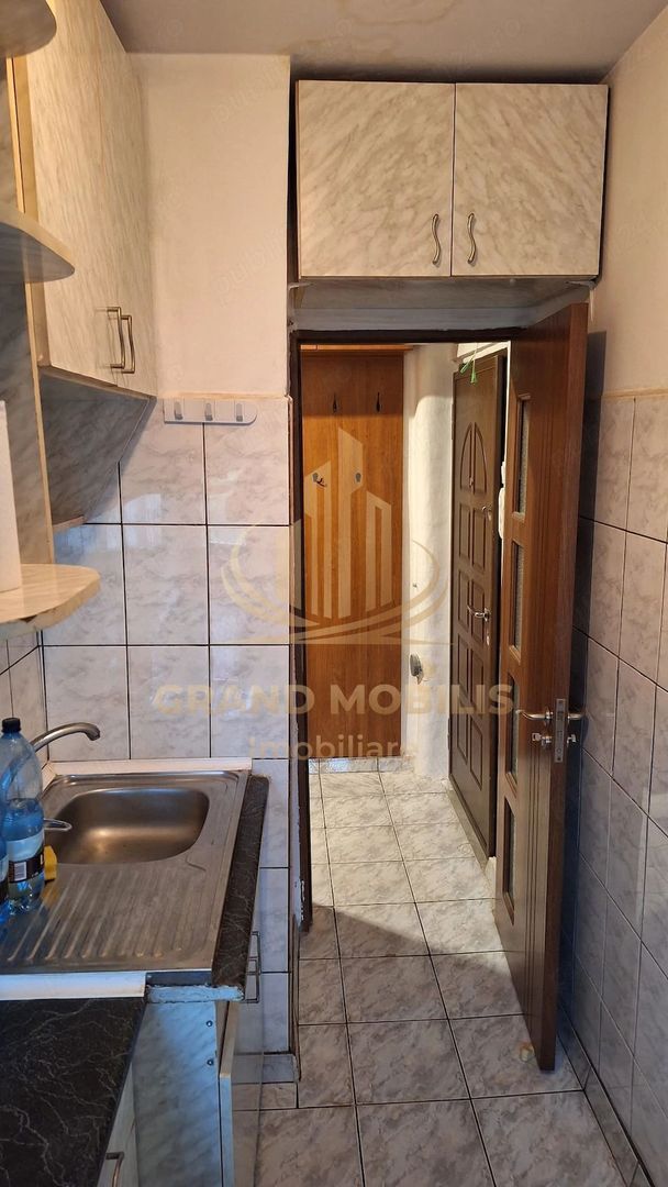Apartament 2 camere, 33,5 mp + balcon, etaj 4/4, Șagului – Piața Doina - foto 5 Apartament 2 camere, 33,5 mp + balcon, etaj 4/4, Șagului – Piața Doina - foto 5