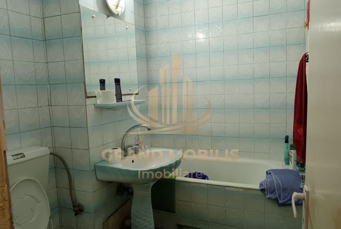 Apartament 4 camere, 3 dormitoare, 2 băi, 2 balcoane, etaj 1, Dâmboviț - foto 7