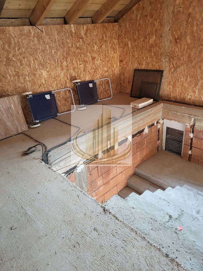 Șag – Duplex P+M, 154 mp utili, 333 mp teren, dublu front stradal - foto 3