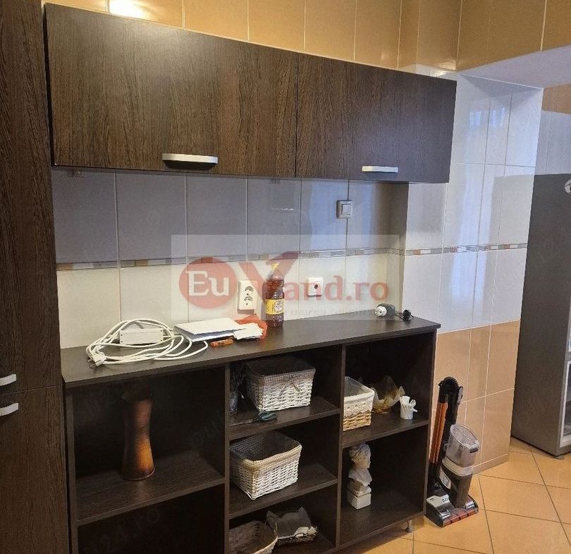 De inchiriat apartament cu 1 camera, Faleza, et. 1, 500 euro - foto 4
