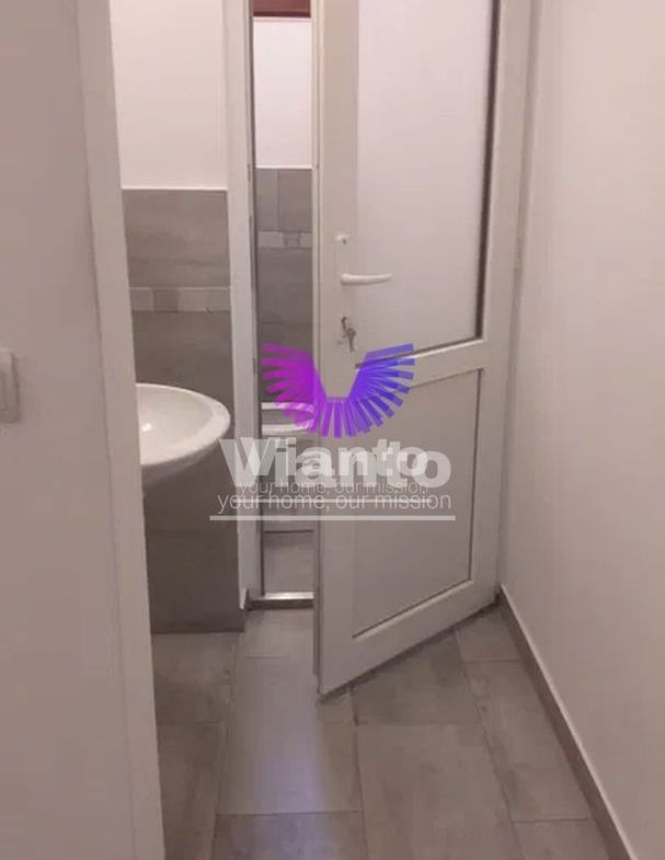 Închiriez clădire/spatiu comercial 4 etaje / Balea - foto 4