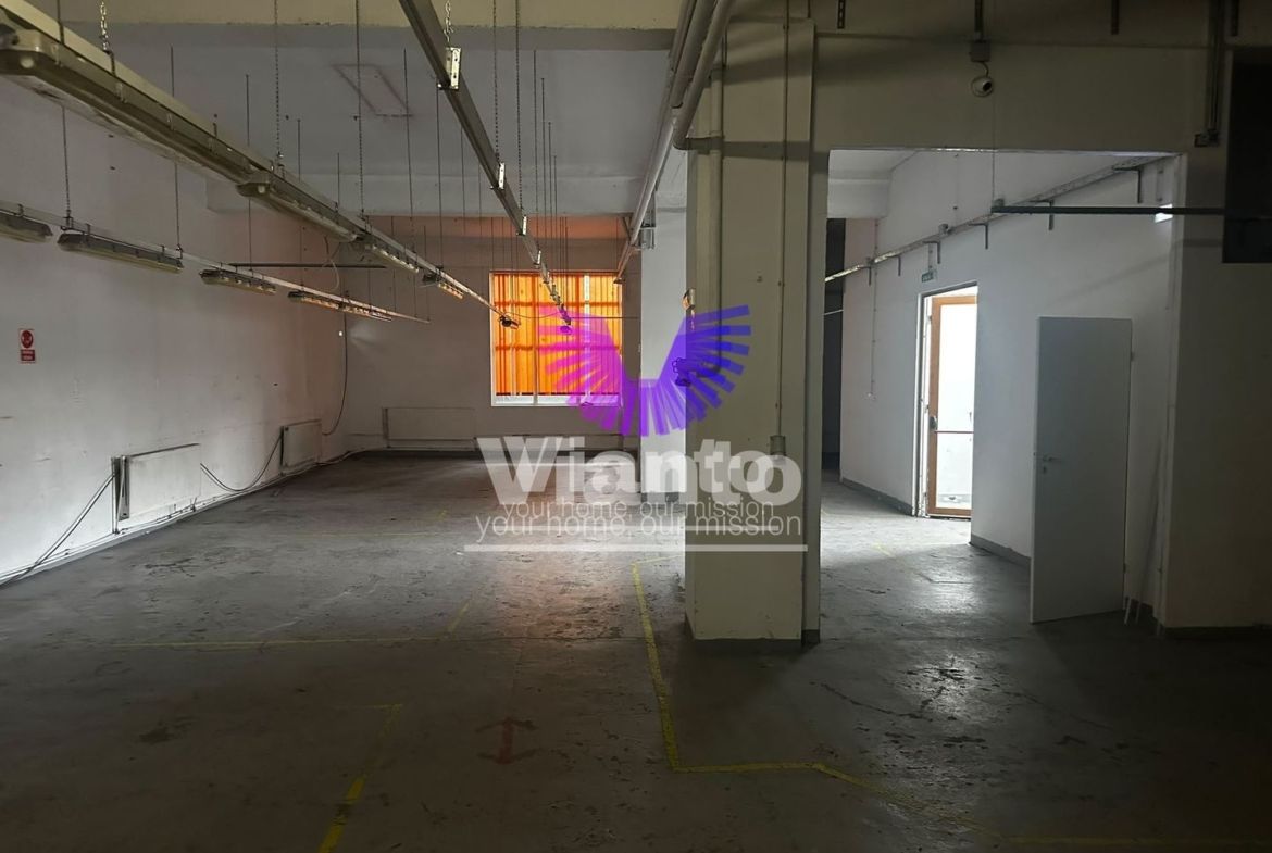 Cladire de birouri + hala productie - foto 3