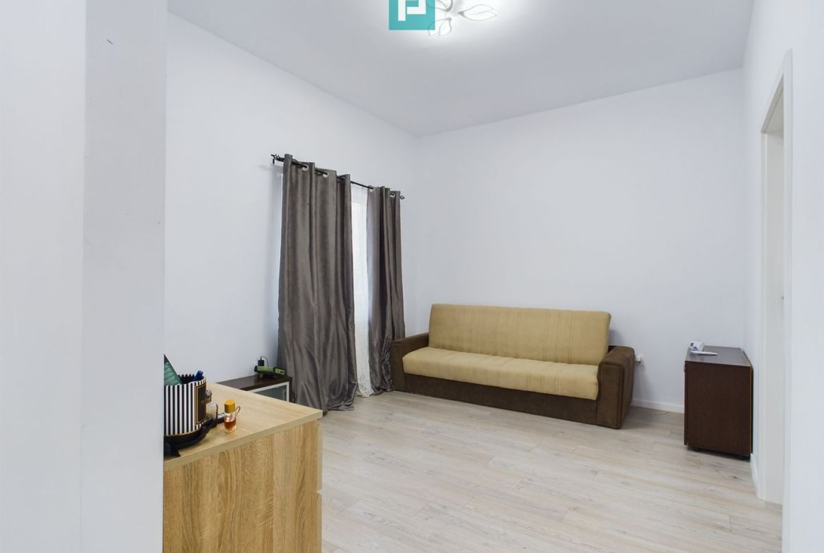 Apartament cu 8 locuri de parcare in Giroc - foto 2