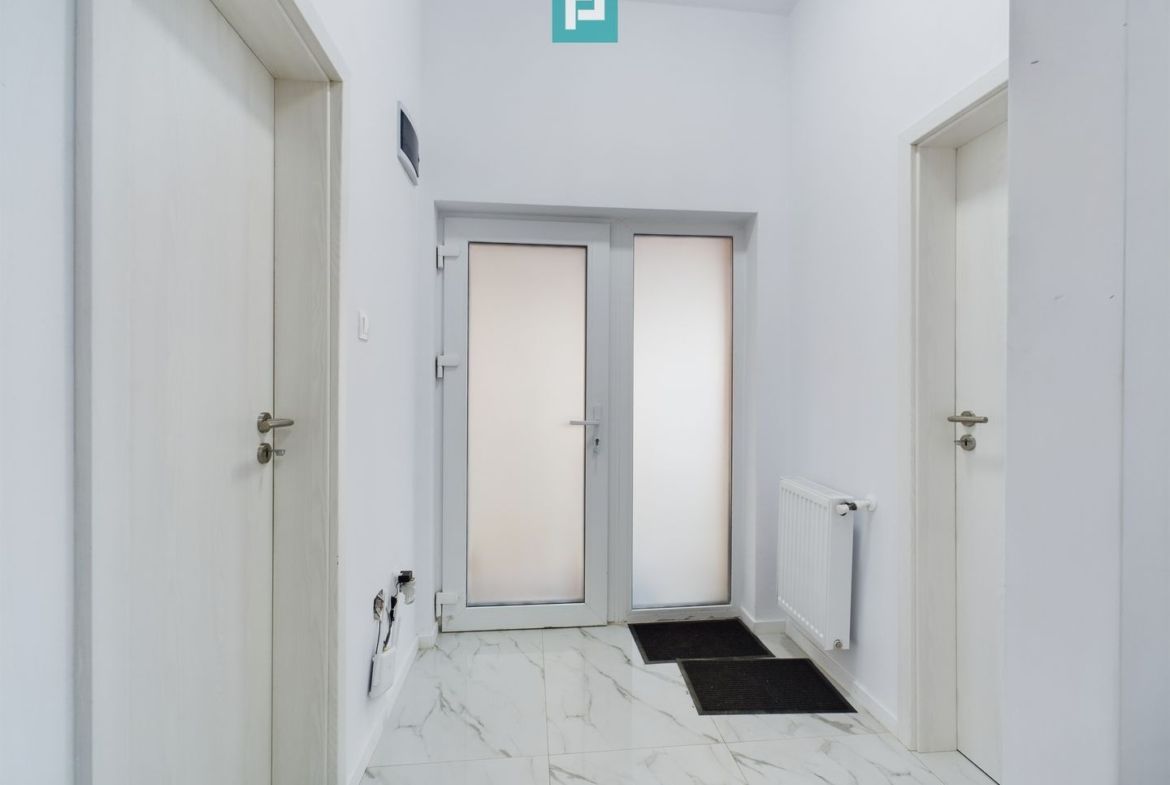 Apartament cu 8 locuri de parcare in Giroc - foto 4