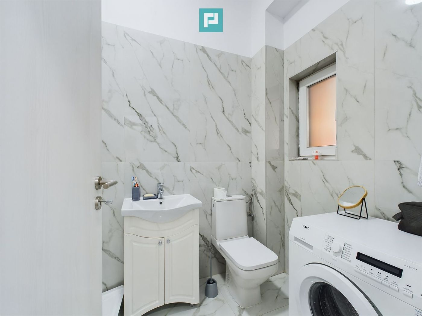 Apartament cu 8 locuri de parcare in Giroc - foto 8