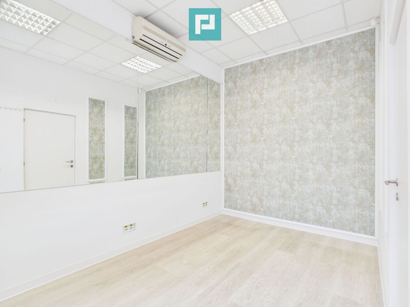 Spațiu pentru salon Simion Bărnutiu - foto 3 Spațiu pentru salon Simion Bărnutiu - foto 3