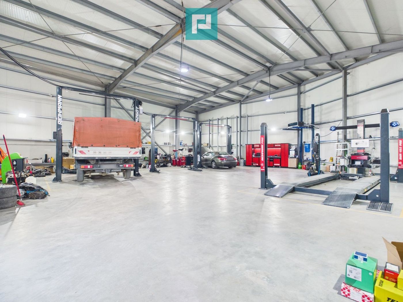 Spațiu Industrial, Hala, Service Auto - foto 2