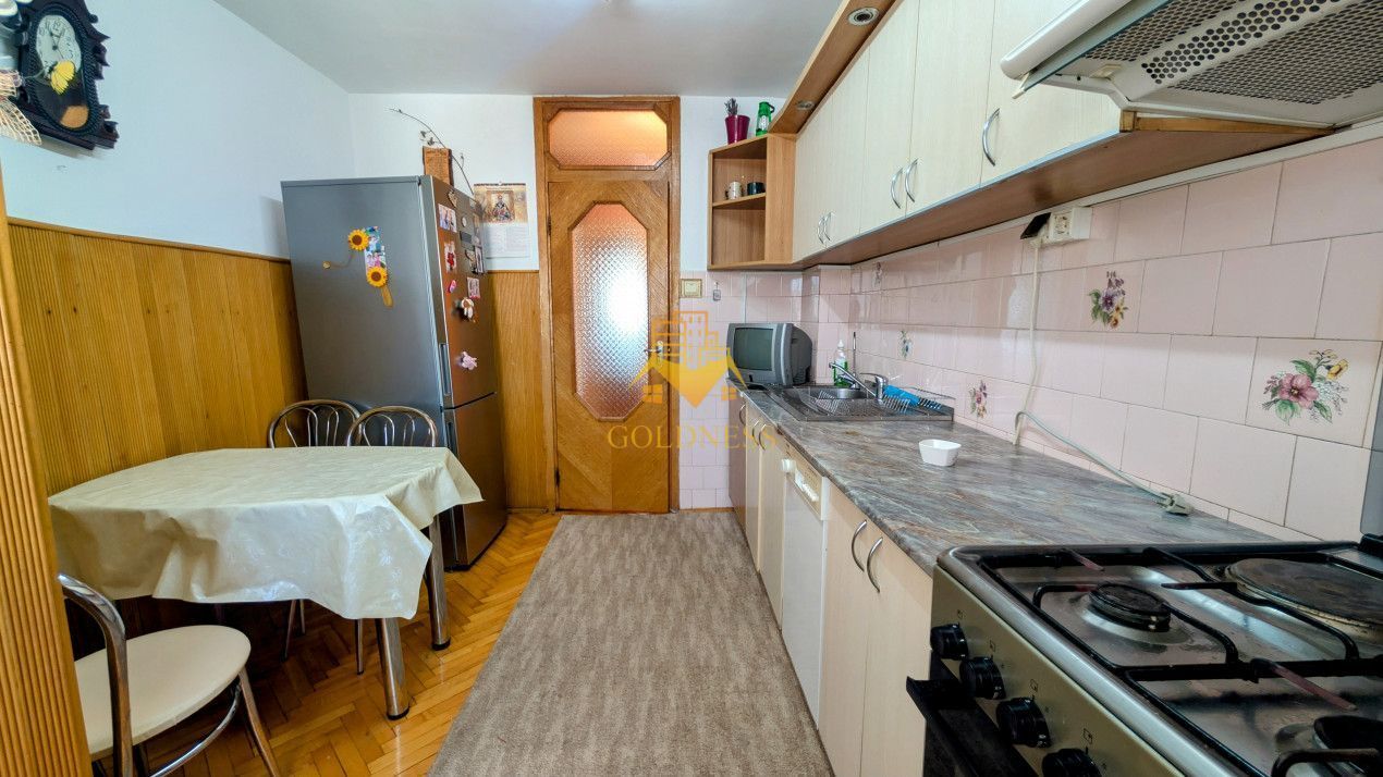 3 Camere Decomandate, Manastur, Parcare, Big, Lidl, Eugen Pora - foto 6 3 Camere Decomandate, Manastur, Parcare, Big, Lidl, Eugen Pora - foto 6