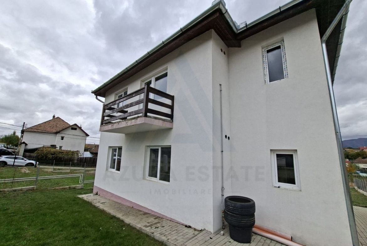 Casa individuala 198 mp utili cu teren 727 mp in Cisnadie - Imagine principala