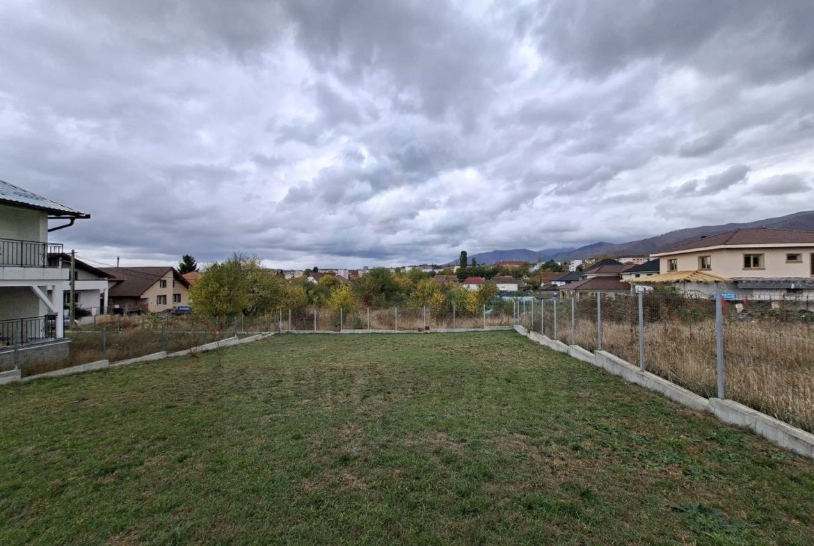 Casa individuala 198 mp utili cu teren 727 mp in Cisnadie - foto 5